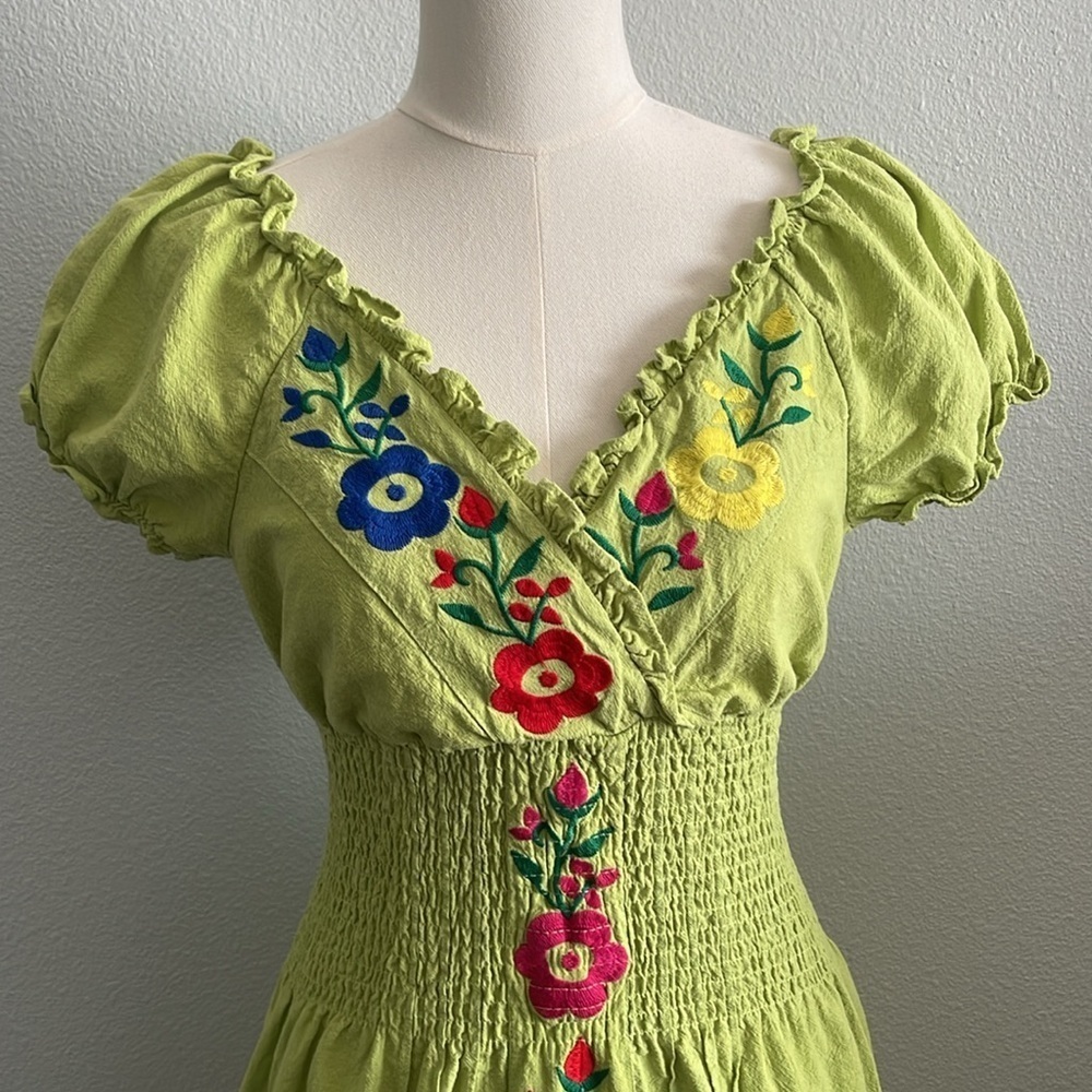 YZXDORWJ Women Embroidered Casual Dress Summer Ruffle V Neck Short Sleeves M - Picture 2 of 9